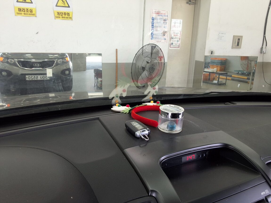 KIA SORENTO R DIESEL 2.0 2WD TLX PREMIUM 2012 - zdjęcie 17