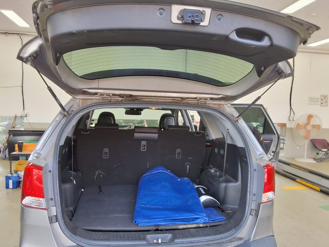 KIA SORENTO R DIESEL 2.0 2WD TLX PREMIUM 2012 - zdjęcie 15