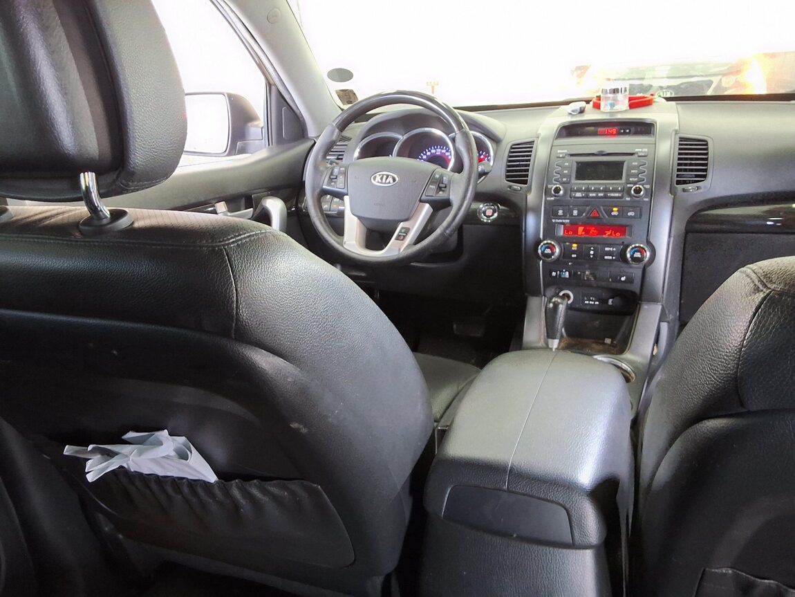 KIA SORENTO R DIESEL 2.0 2WD TLX PREMIUM 2012 - zdjęcie 11