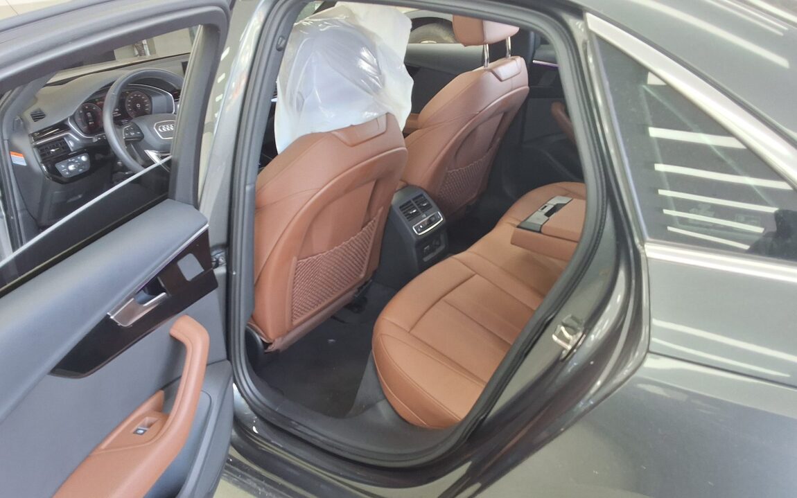 AUDI A4 (5TH GEN) 35 TDI PREMIUM 2022 - zdjęcie 12
