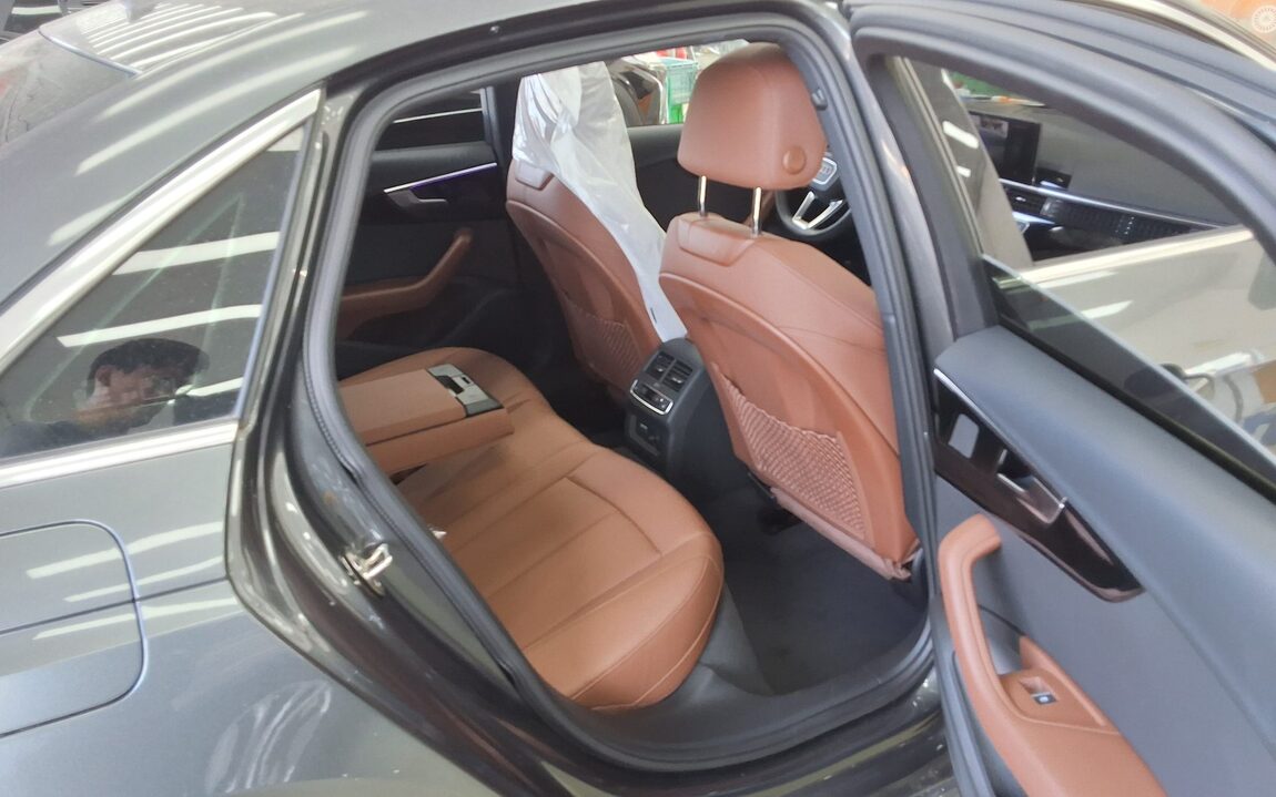AUDI A4 (5TH GEN) 35 TDI PREMIUM 2022 - zdjęcie 13
