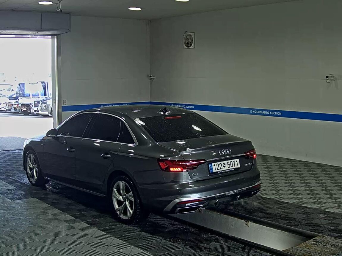 AUDI A4 (5TH GEN) 35 TDI PREMIUM 2022 - zdjęcie 6