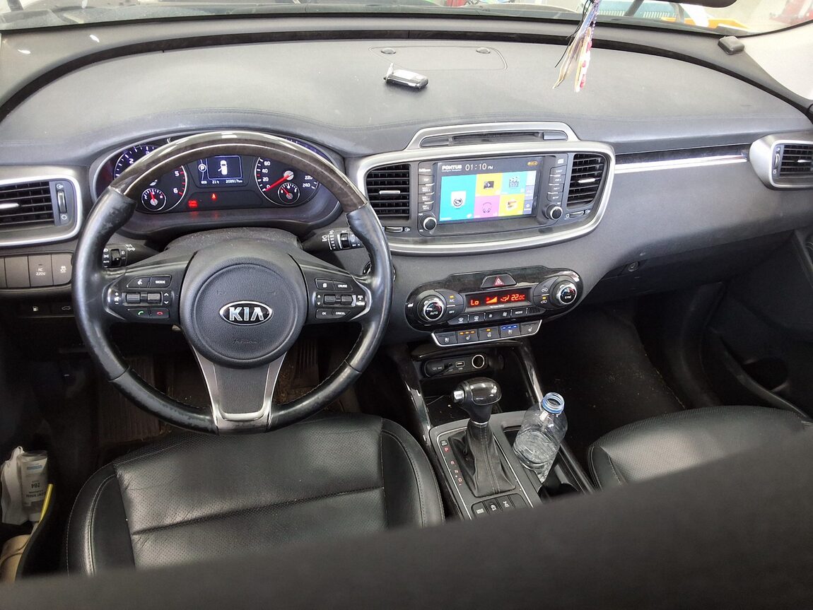 KIA ALL NEW SORENTO R2.2 4WD PRESTIGE 2015 - zdjęcie 11