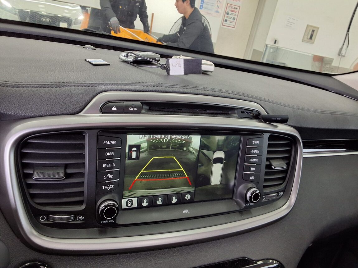 KIA ALL NEW SORENTO R2.2 4WD NOBLESSE SPECIAL 2015 - zdjęcie 18