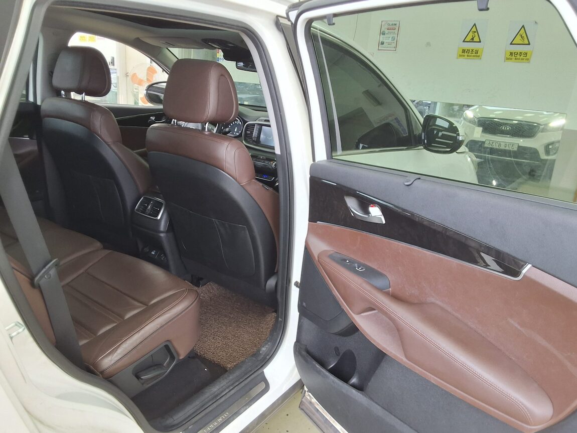 KIA ALL NEW SORENTO R2.2 4WD NOBLESSE SPECIAL 2015 - zdjęcie 13