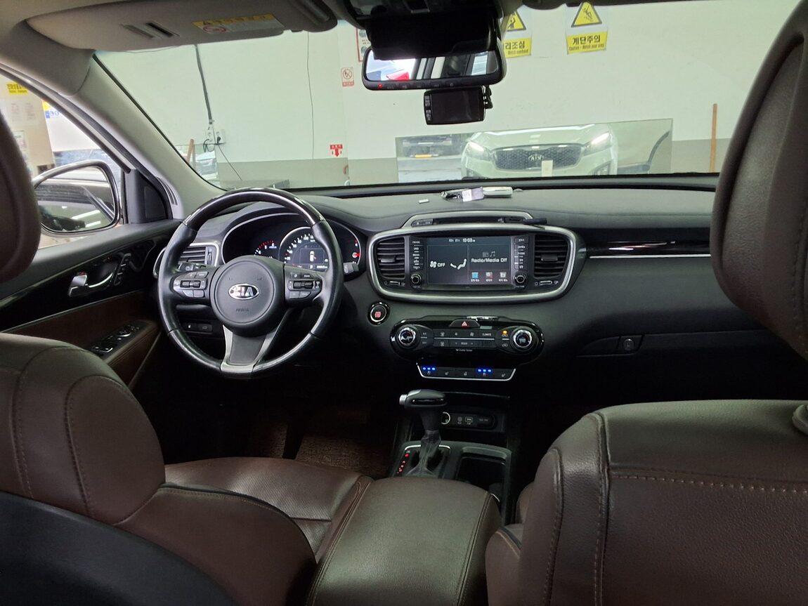 KIA ALL NEW SORENTO R2.2 4WD NOBLESSE SPECIAL 2015 - zdjęcie 11