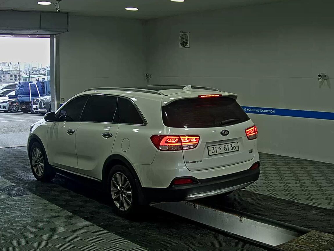 KIA ALL NEW SORENTO R2.2 4WD NOBLESSE SPECIAL 2015 - zdjęcie 6