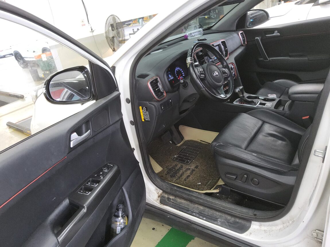 KIA NEW SPORTAGE R2.0 2WD NOBLESSE 2016 - zdjęcie 10