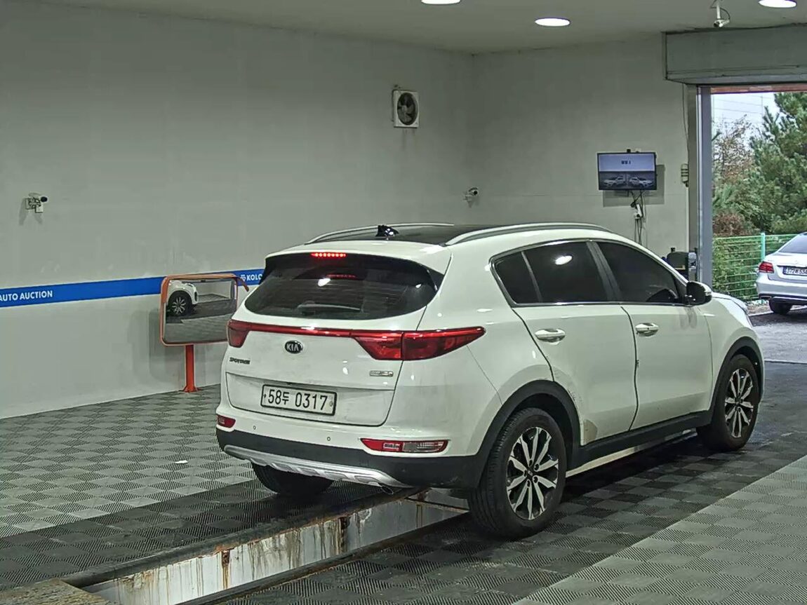 KIA NEW SPORTAGE R2.0 2WD NOBLESSE 2016 - zdjęcie 5