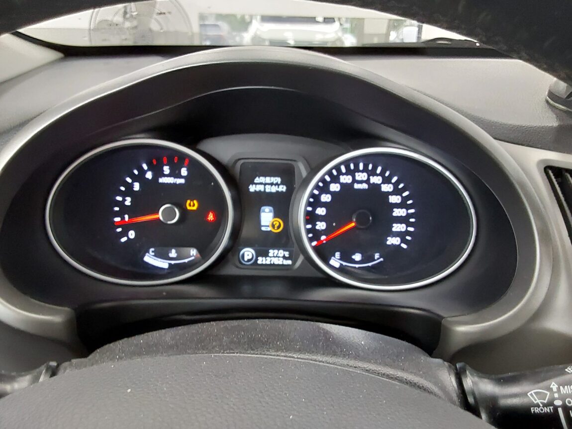 KIA THE NEW SPORTAGE R DIESEL R2.0 2WD NOBLESSE 2014 - zdjęcie 9
