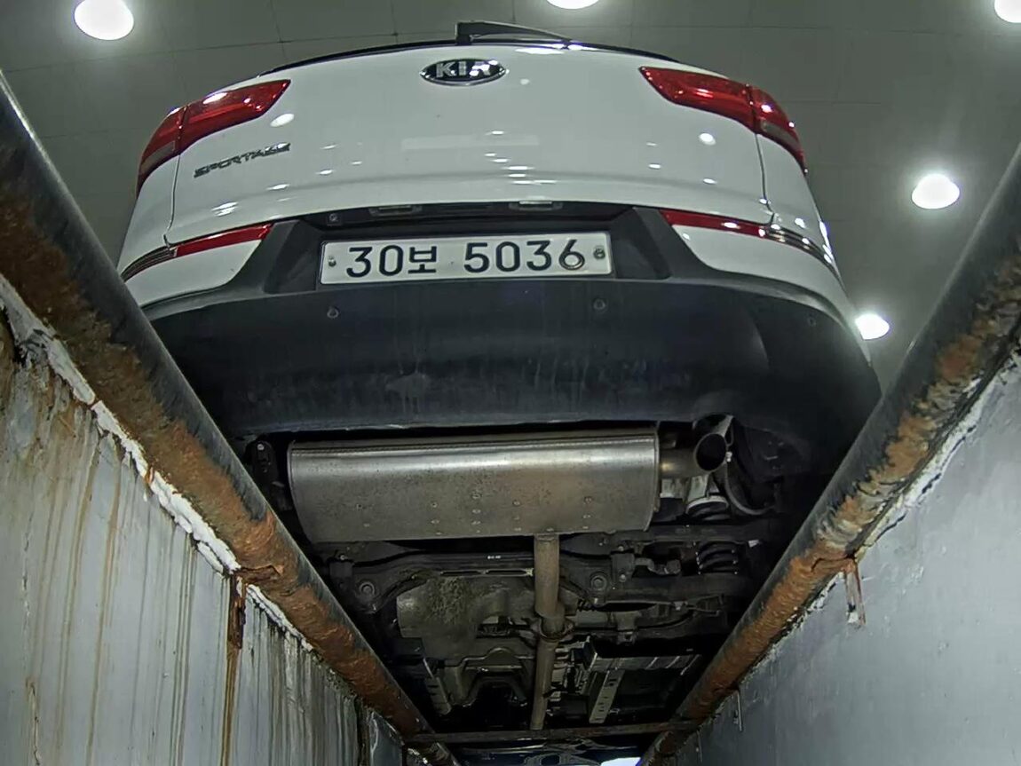 KIA THE NEW SPORTAGE R DIESEL R2.0 2WD NOBLESSE 2014 - zdjęcie 8