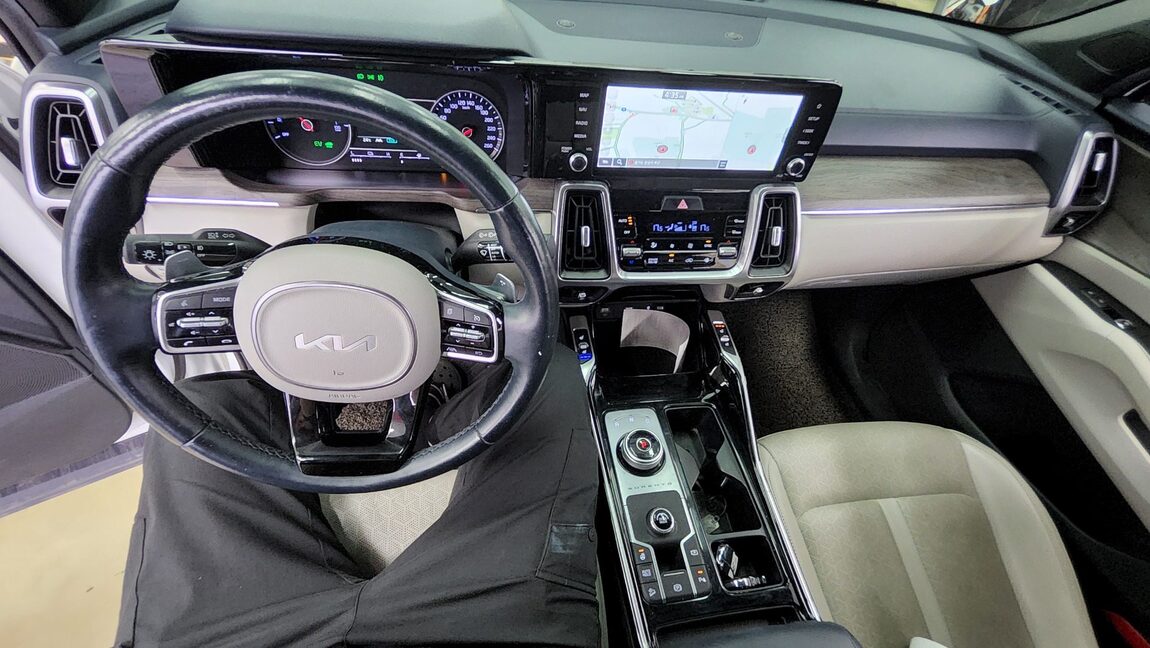 KIA NEW SORENTO HYBRID (MQ4) 1.6 HEV 2WD PRESTIGE 2022 - zdjęcie 11