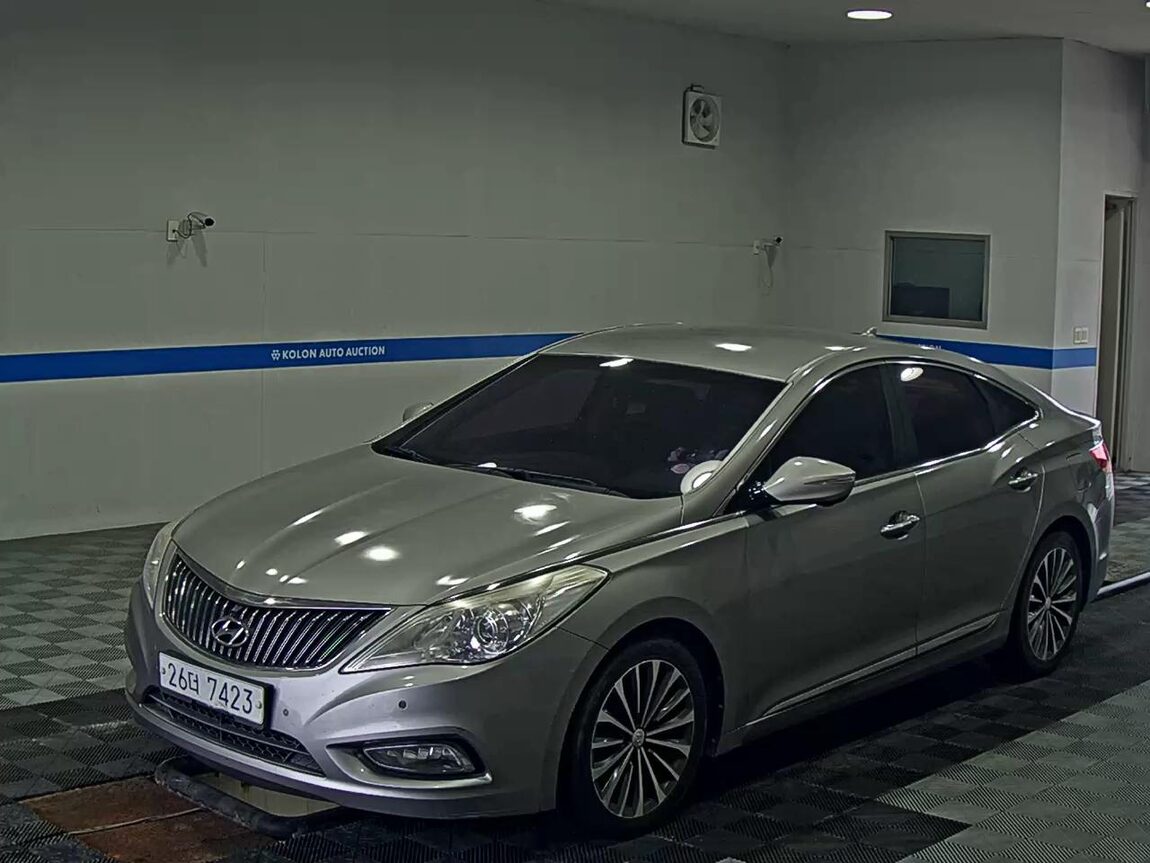 HYUNDAI GRANDEUR HG HG 300 EXCLUSIVE 2014 - zdjęcie 2