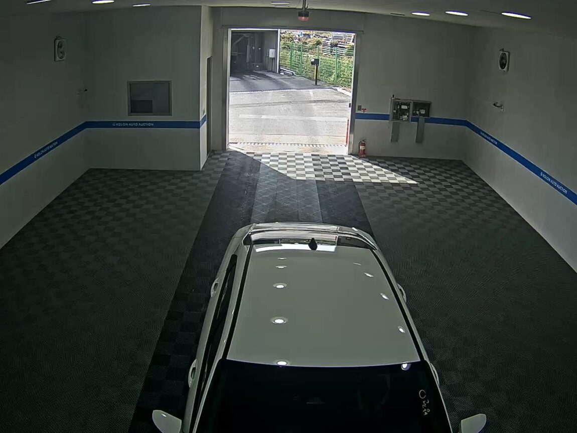 HYUNDAI AVANTE (CN7) 1.6 GASOLINE MODERN 2021 - zdjęcie 7