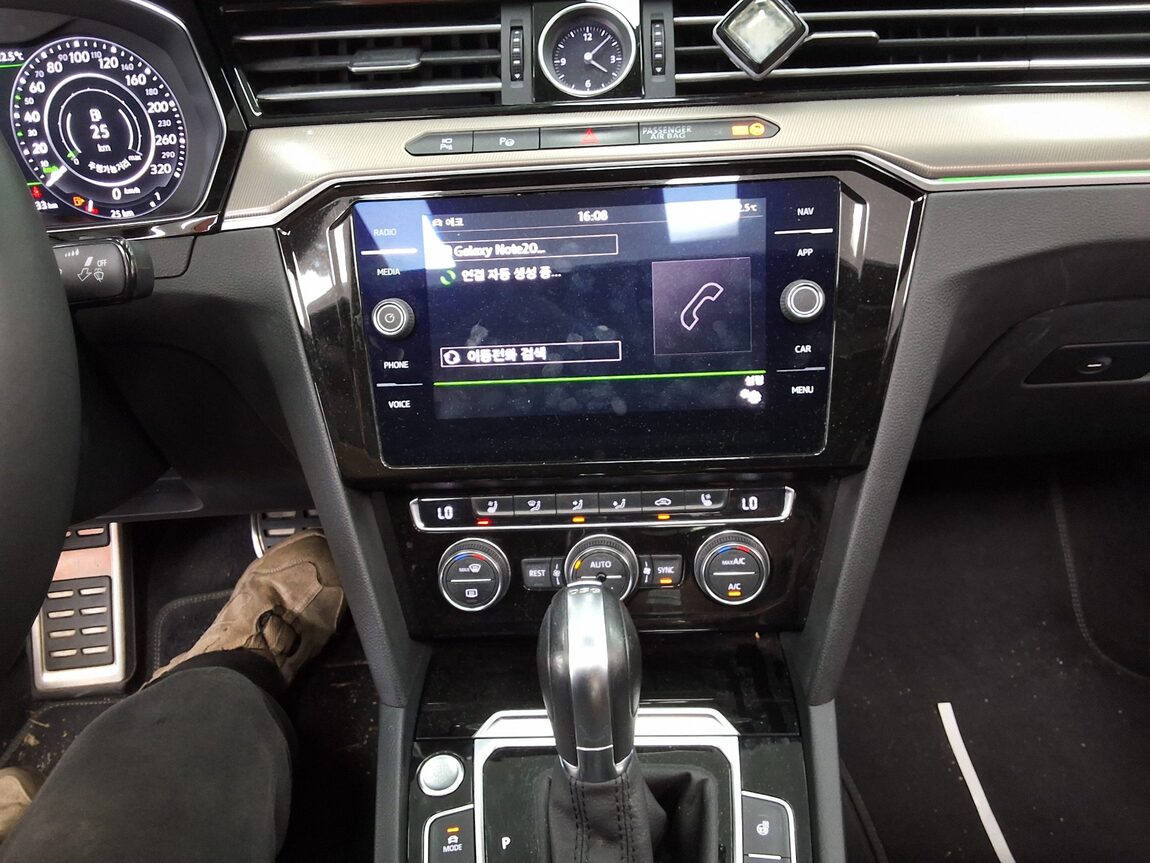 VOLKSWAGEN ARTEON 2.0 TDI ELEGANCE PRESTIGE 2019 - zdjęcie 24