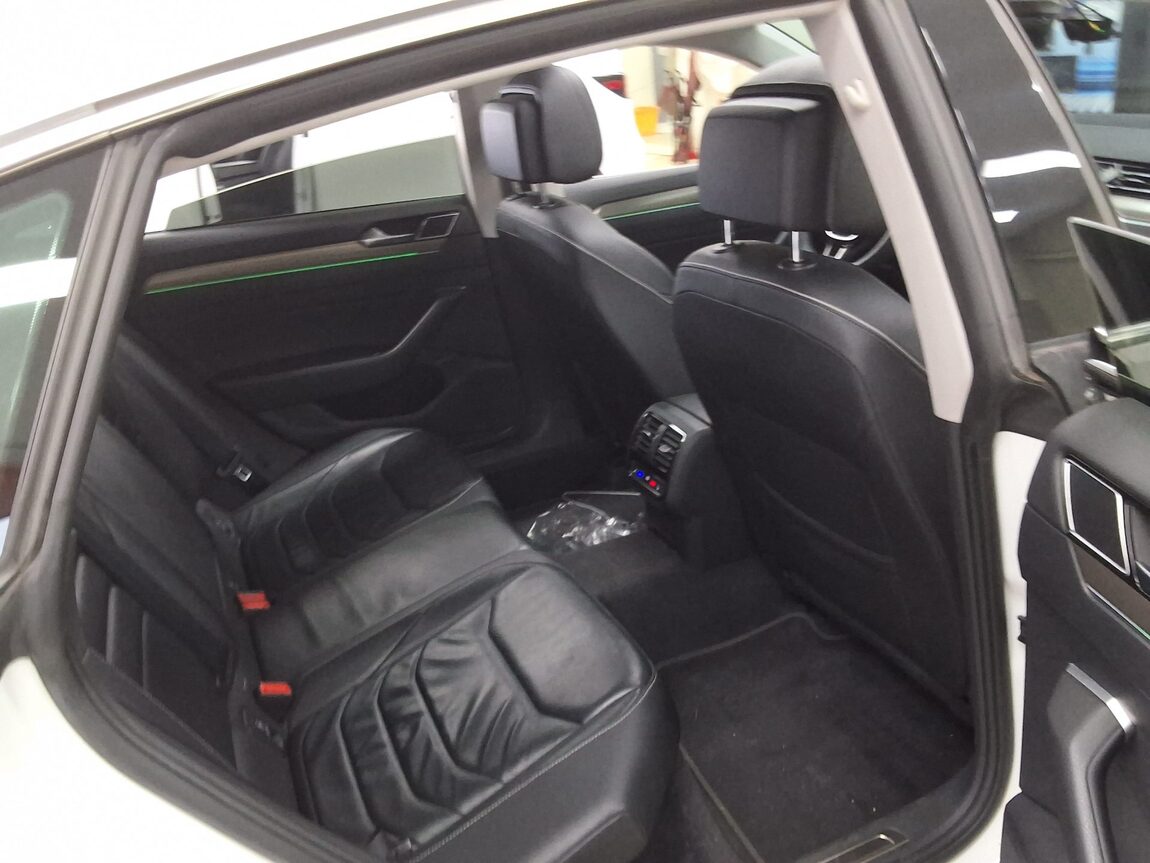 VOLKSWAGEN ARTEON 2.0 TDI ELEGANCE PRESTIGE 2019 - zdjęcie 14