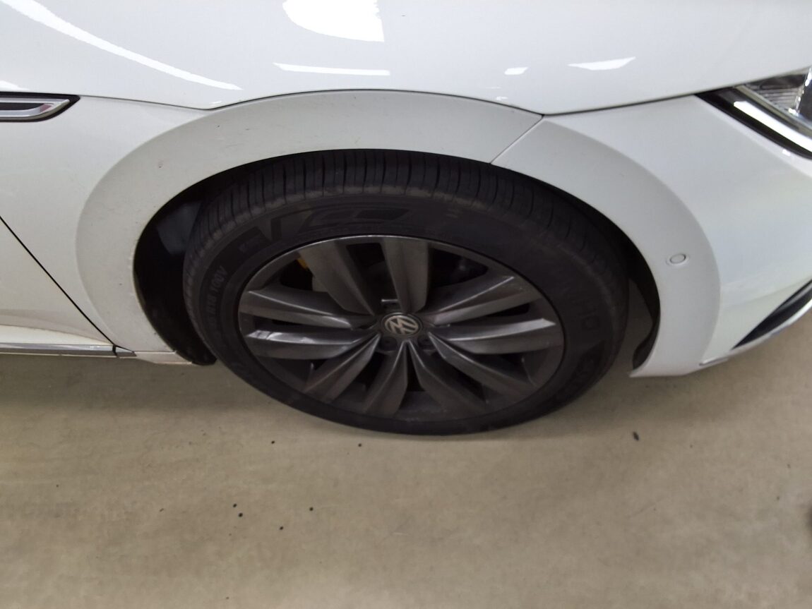 VOLKSWAGEN ARTEON 2.0 TDI ELEGANCE PRESTIGE 2019 - zdjęcie 21
