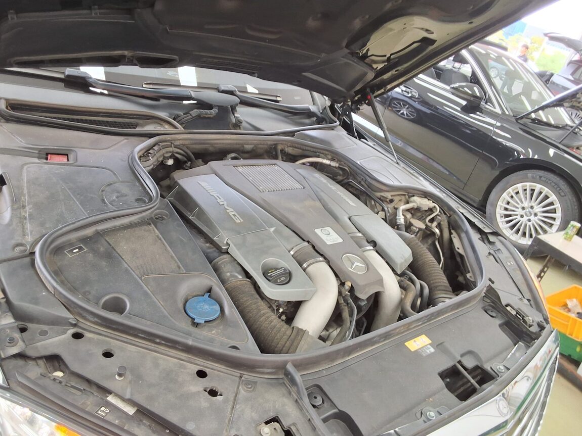 MERCEDES-BENZ S-CLASS (6TH GEN) S63L AMG 4MATIC 2016 - zdjęcie 19