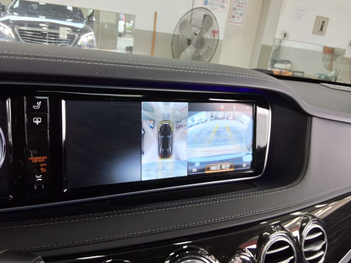 MERCEDES-BENZ S-CLASS (6TH GEN) S63L AMG 4MATIC 2016 - zdjęcie 23