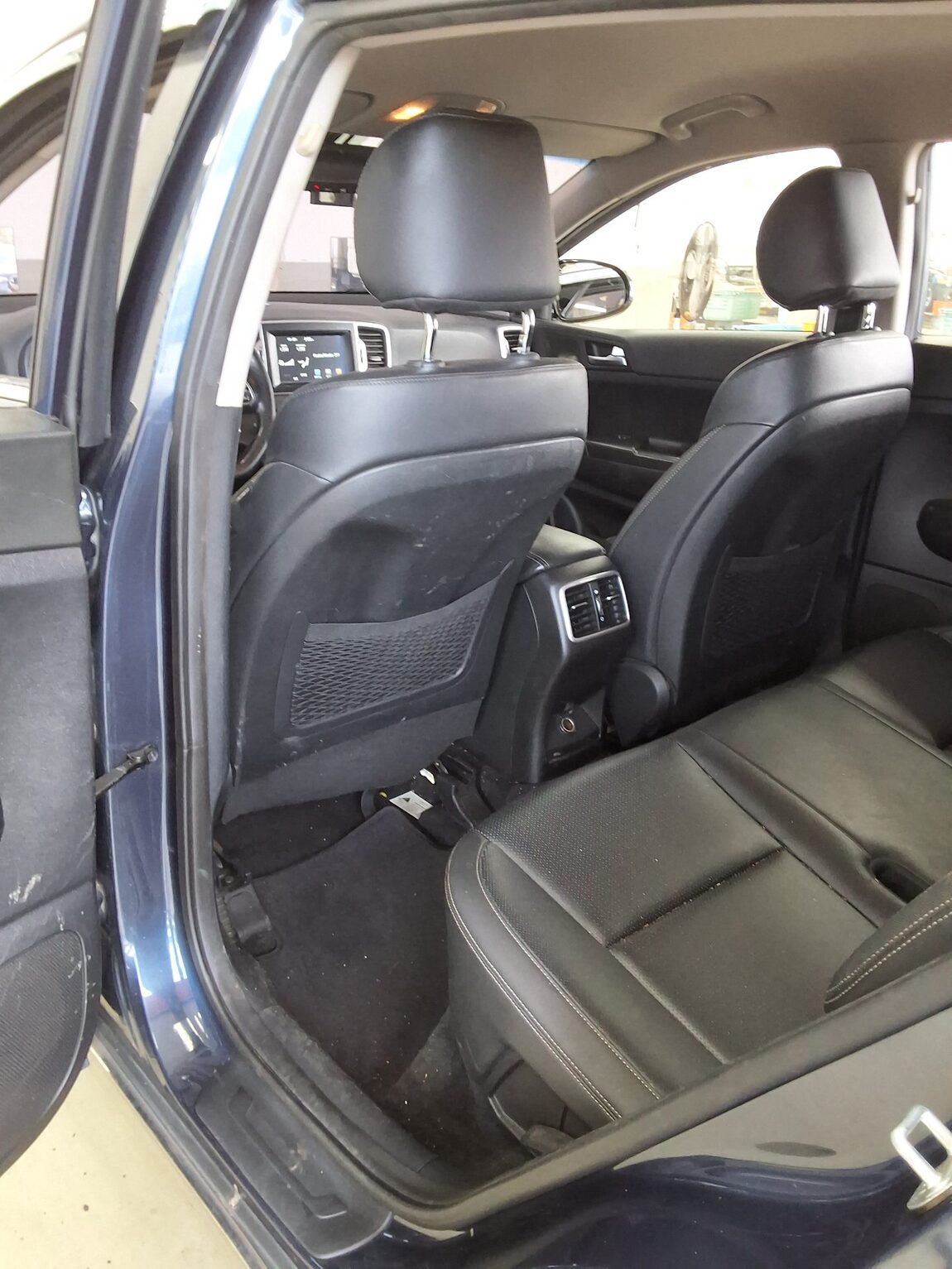 KIA NEW SPORTAGE 1.7 2WD NOBLESSE 2017 - zdjęcie 12