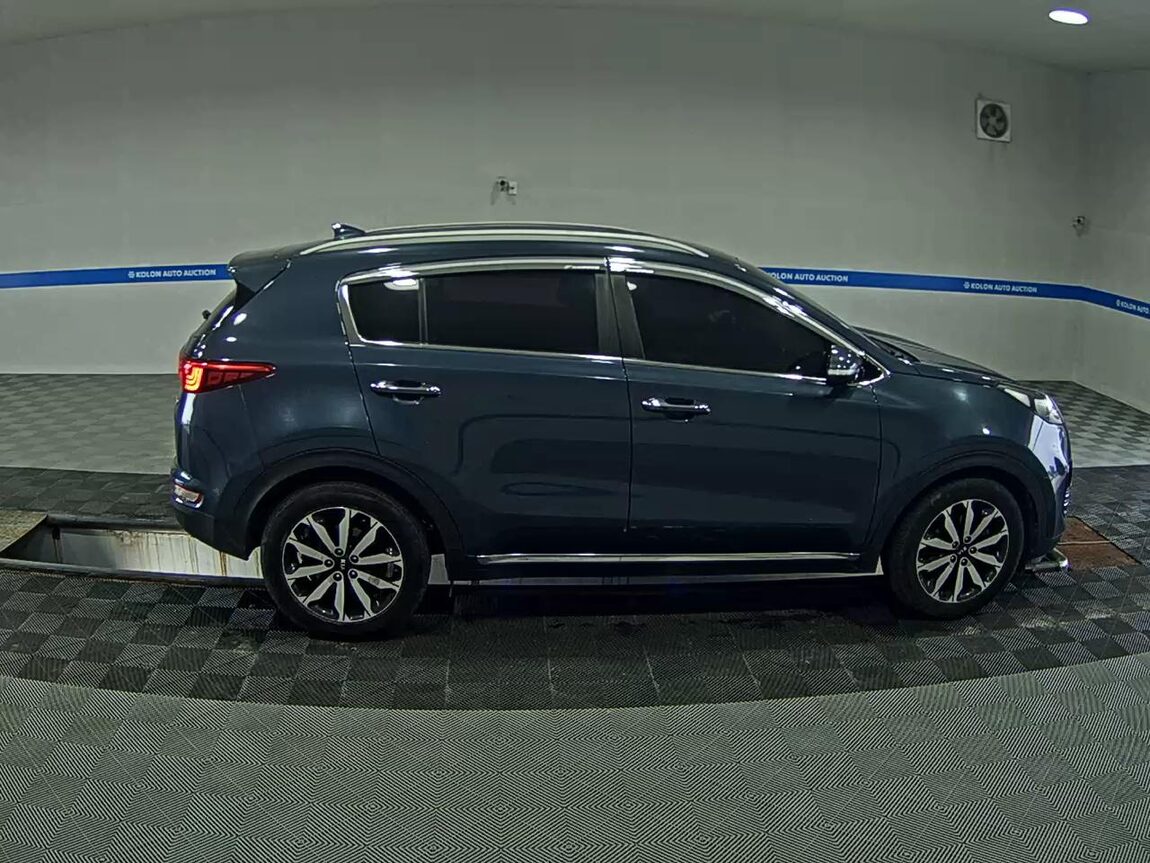 KIA NEW SPORTAGE 1.7 2WD NOBLESSE 2017 - zdjęcie 4