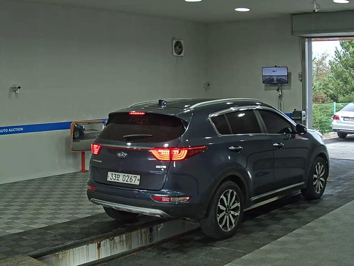 KIA NEW SPORTAGE 1.7 2WD NOBLESSE 2017 - zdjęcie 5