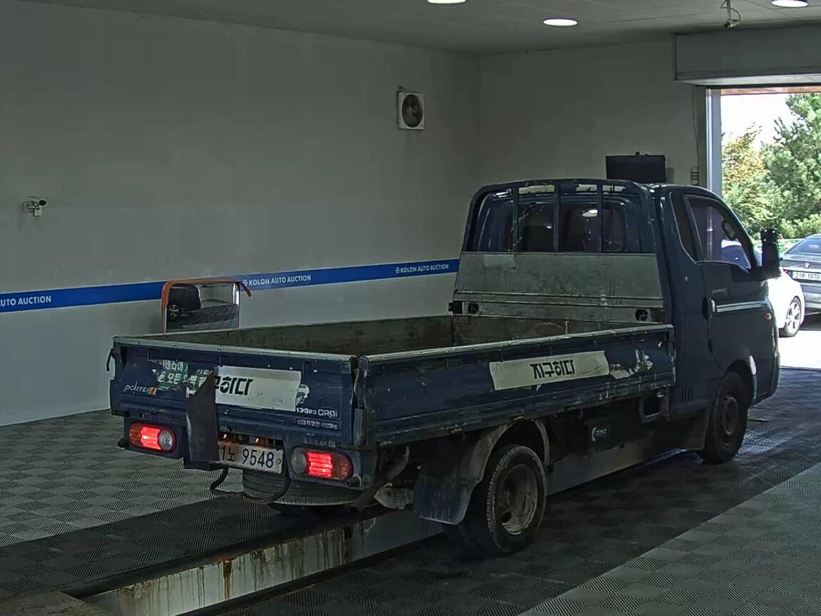 HYUNDAI PORTER II CRDi SUPER CAB EXTRA LONG WHEELBASE PLUS 2014 - zdjęcie 5