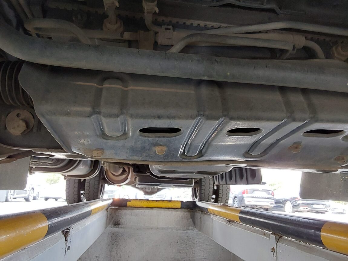 KIA BONGO III CARGO BUILT-IN BOX TRUCK 1 TON KING CAB 2019 - zdjęcie 25