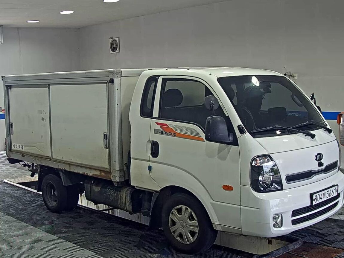 KIA BONGO III CARGO BUILT-IN BOX TRUCK 1 TON KING CAB 2019 - zdjęcie 3