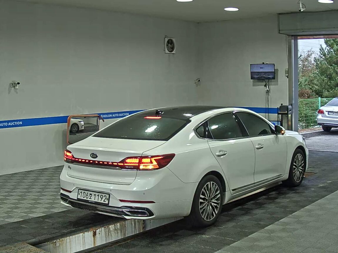 KIA K7 PREMIER 3.0 LPi GENERAL NOBLESSE 2020 - zdjęcie 5