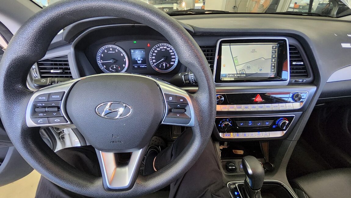 HYUNDAI LF SONATA NEW RISE LPi TAXI ECONOMY MODEL 2022 - zdjęcie 18