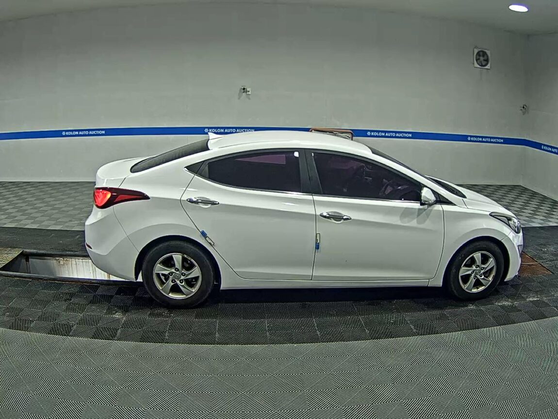 HYUNDAI THE NEW AVANTE MD 1.6 GDi SMART 2014 - zdjęcie 4