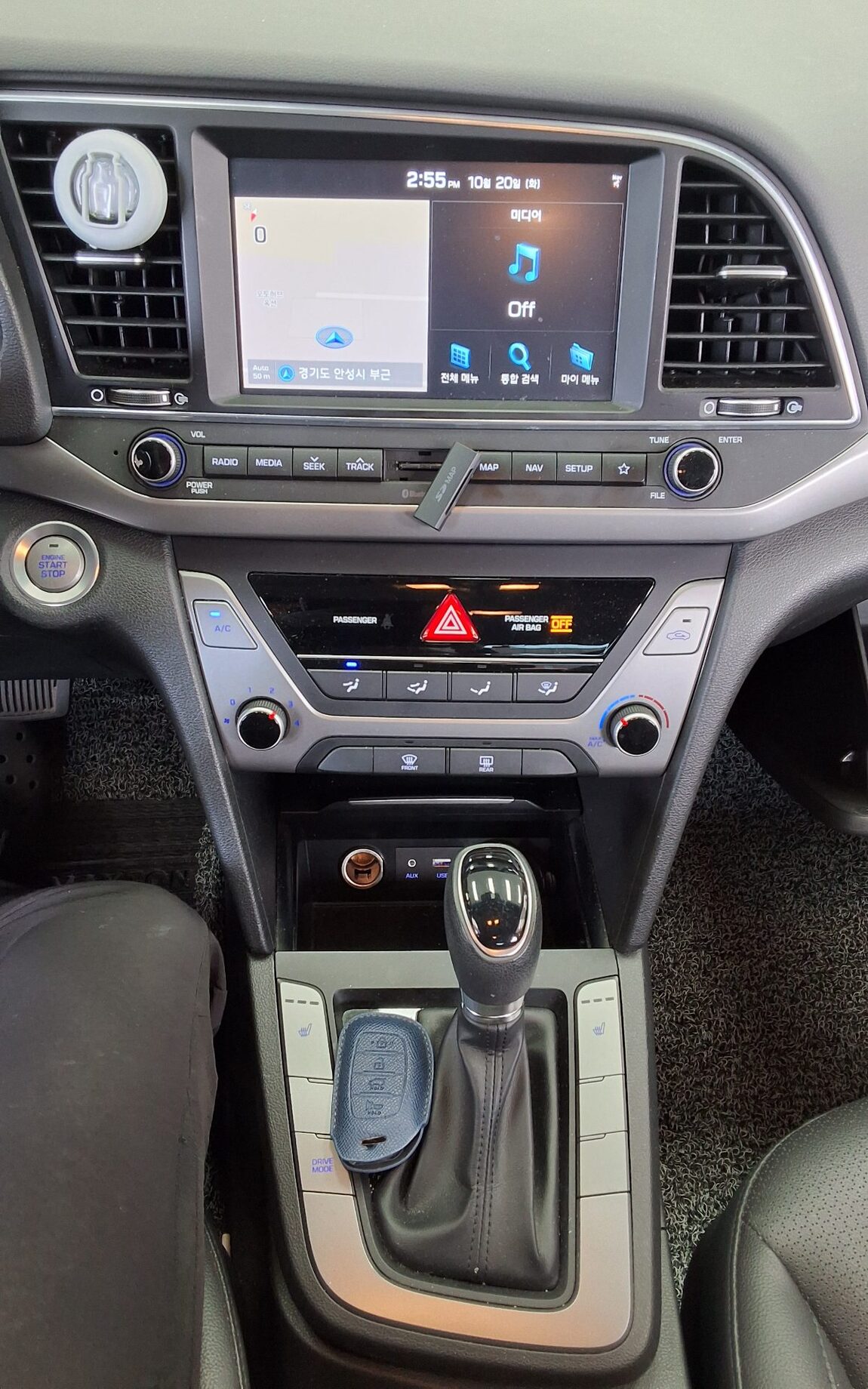 HYUNDAI AVANTE AD 1.6 GDi VALUE PLUS 2018 - zdjęcie 18