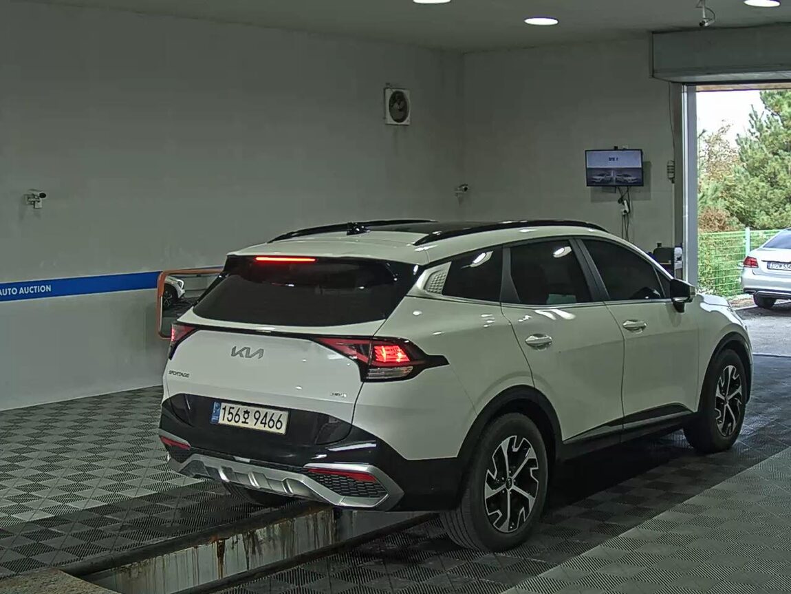 KIA THE ALL NEW SPORTAGE HYBRID 1.6 HEV SIGNATURE 2022 - zdjęcie 5