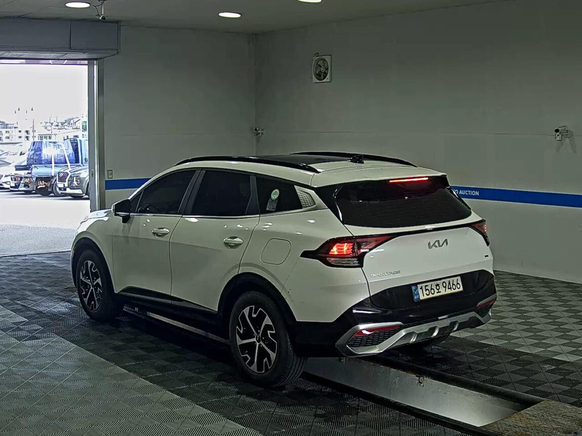 KIA THE ALL NEW SPORTAGE HYBRID 1.6 HEV SIGNATURE 2022 - zdjęcie 6