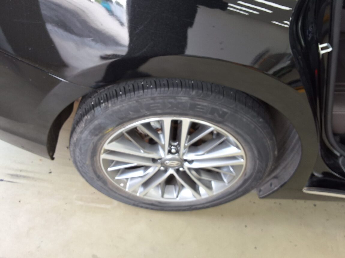 HYUNDAI GRANDEUR IG 3.0 LPi RENTAL CAR MODERN 2018 - zdjęcie 25