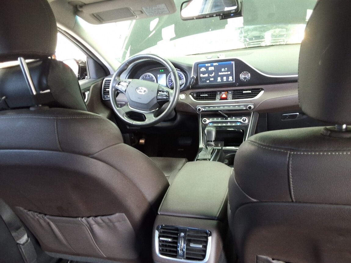 HYUNDAI GRANDEUR IG 3.0 LPi RENTAL CAR MODERN 2018 - zdjęcie 11
