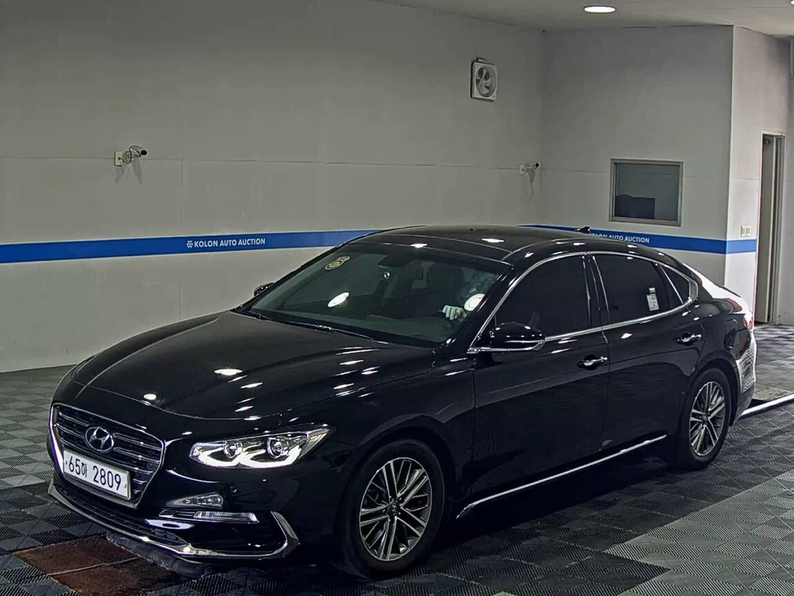 HYUNDAI GRANDEUR IG 3.0 LPi RENTAL CAR MODERN 2018 - zdjęcie 2