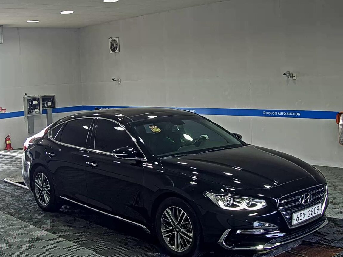 HYUNDAI GRANDEUR IG 3.0 LPi RENTAL CAR MODERN 2018 - zdjęcie 3