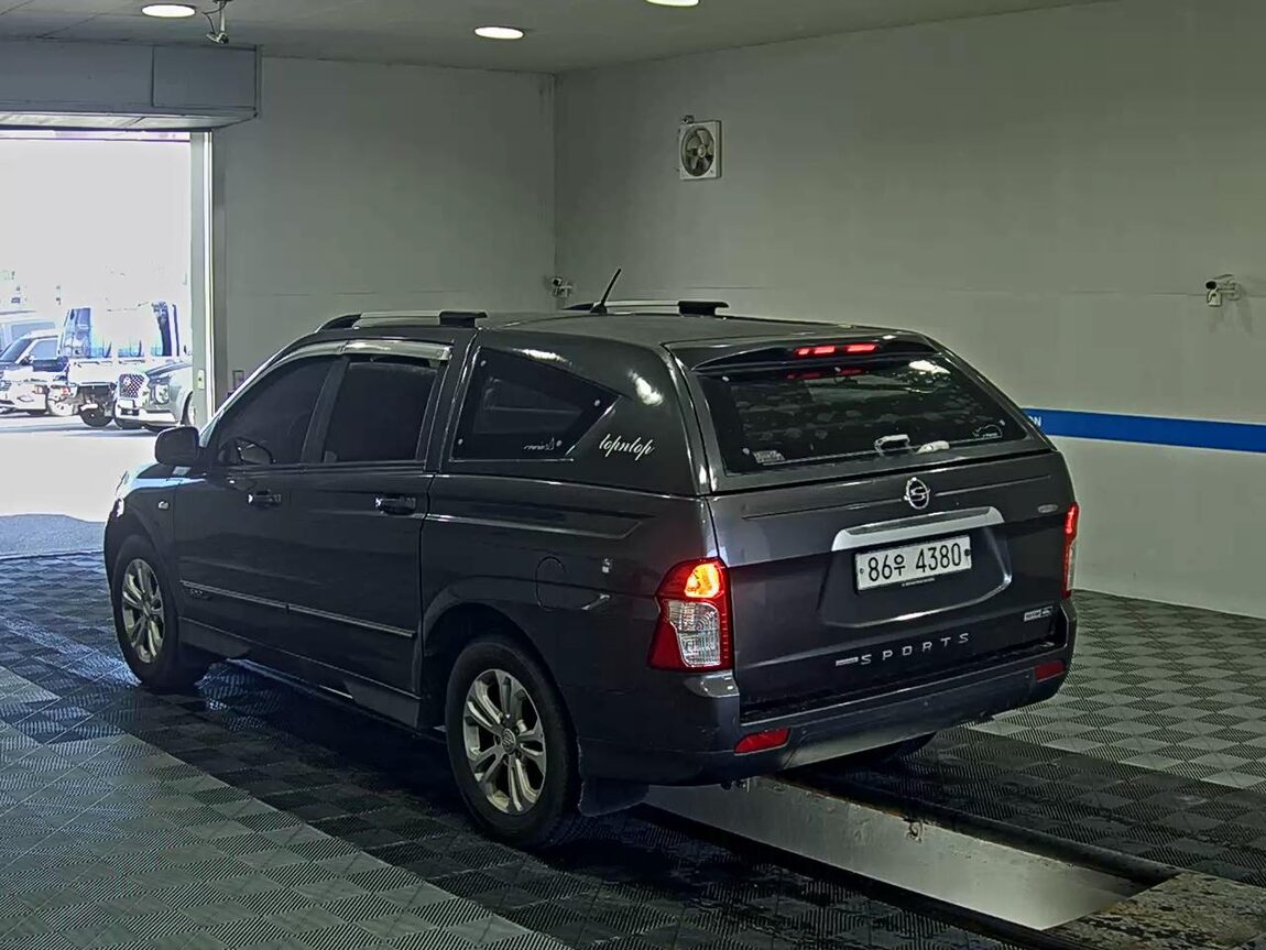 KG MOBILITY (SSANGYONG) THE NEW KORANDO SPORTS 2.2 4WD CX7 CLUB 2018 - zdjęcie 6