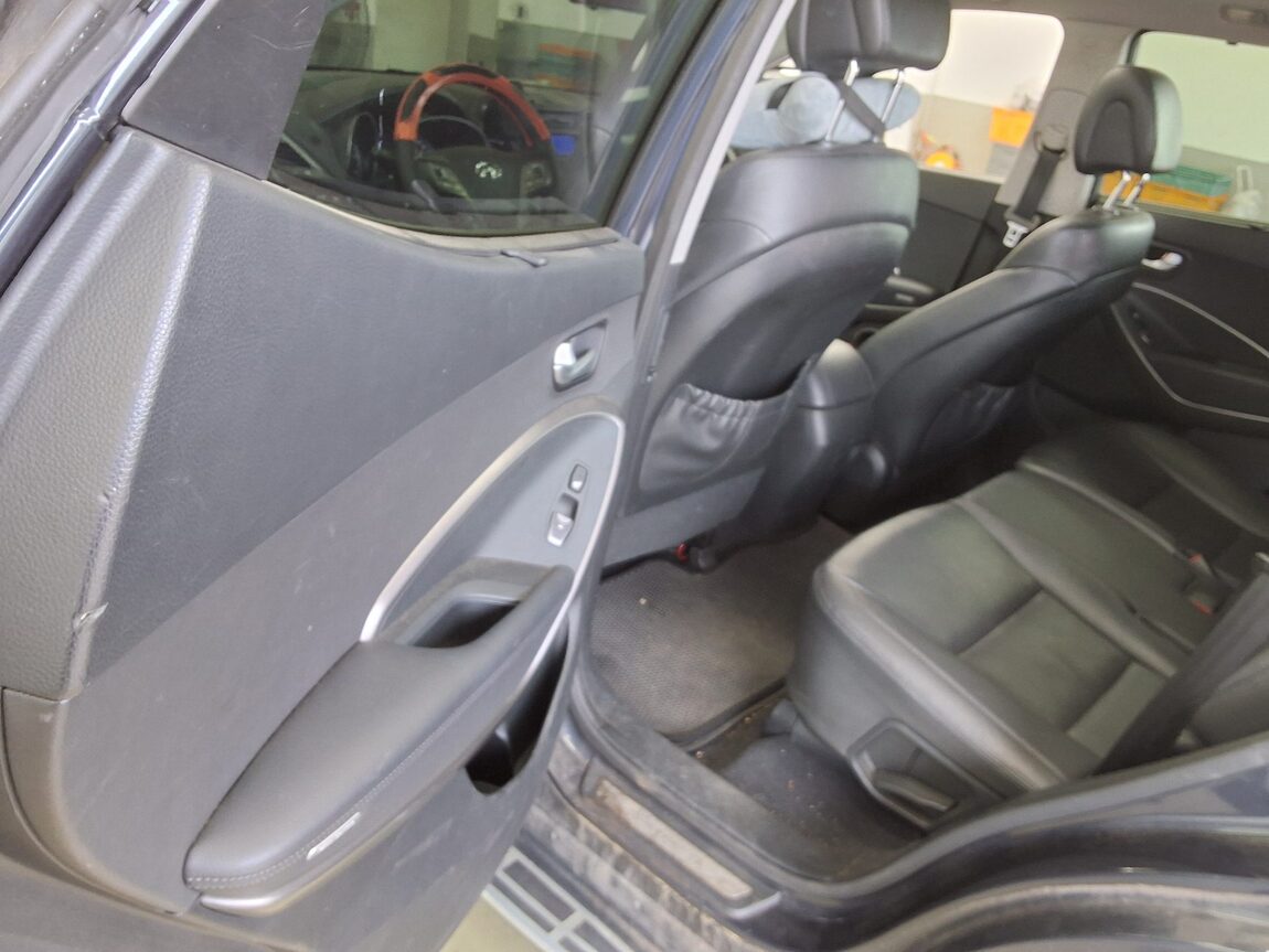 HYUNDAI SANTA FE (DM) DIESEL R2.0 2WD PREMIUM 2013 - zdjęcie 12