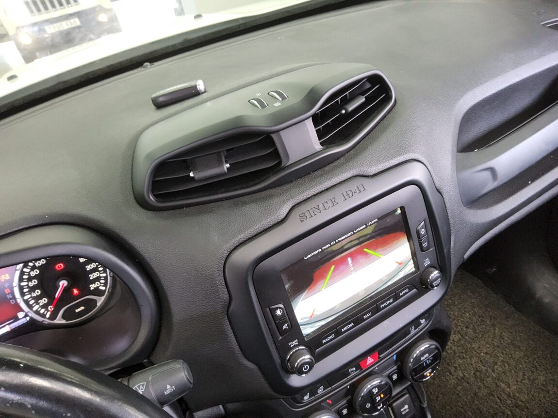 JEEP RENEGADE 2.0 DIESEL AWD LIMITED 2016 - zdjęcie 17