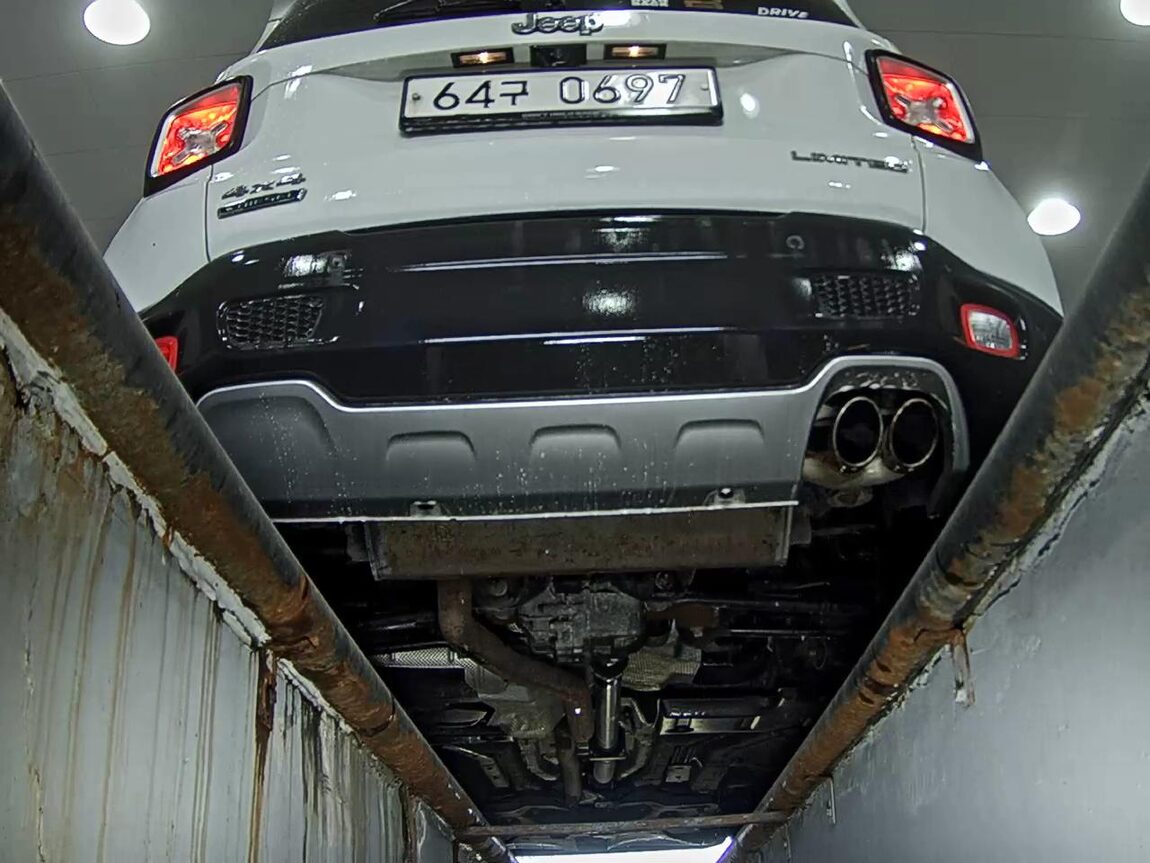 JEEP RENEGADE 2.0 DIESEL AWD LIMITED 2016 - zdjęcie 8