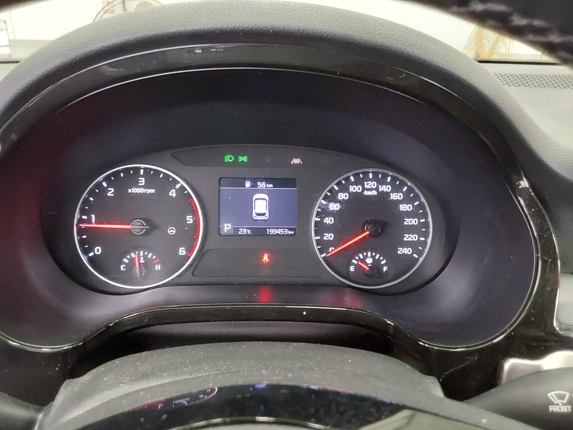 KIA SELTOS 1.6 DIESEL 2WD TRENDY 2021 - zdjęcie 9