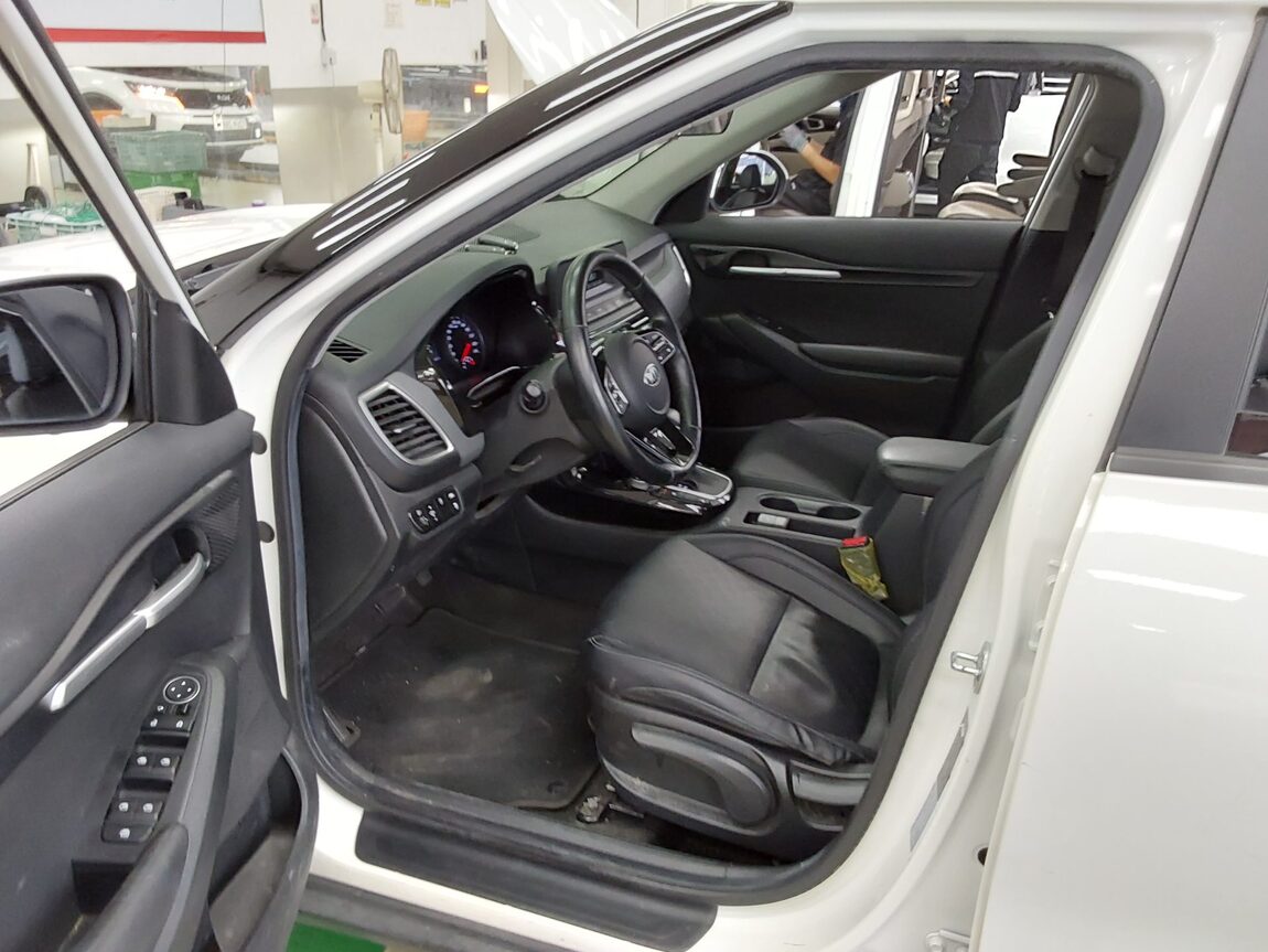 KIA SELTOS 1.6 DIESEL 2WD TRENDY 2021 - zdjęcie 10