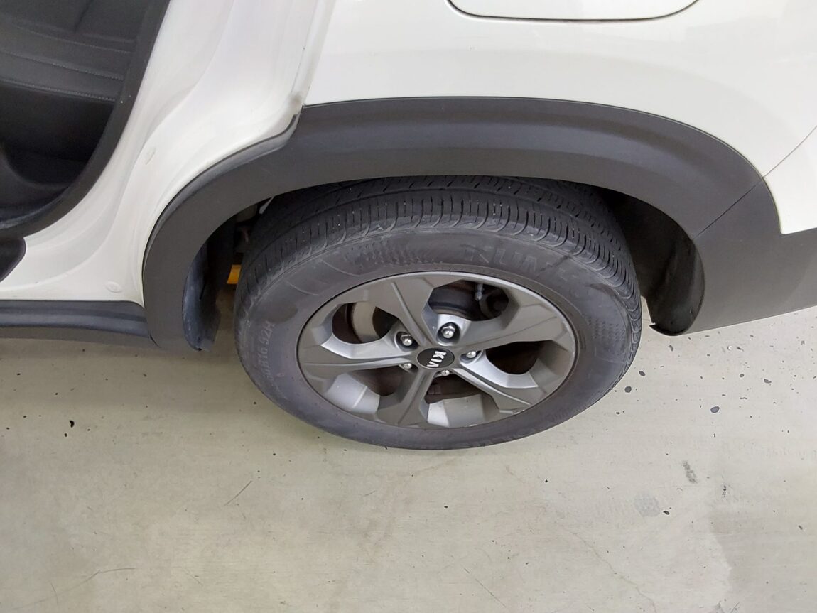KIA SELTOS 1.6 DIESEL 2WD TRENDY 2021 - zdjęcie 21
