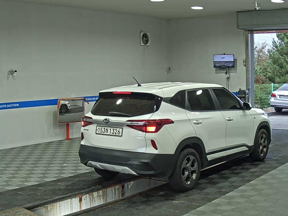 KIA SELTOS 1.6 DIESEL 2WD TRENDY 2021 - zdjęcie 5