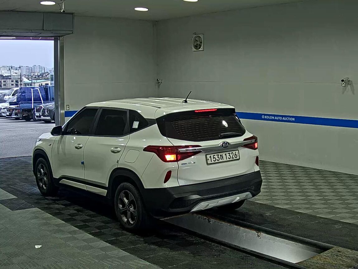 KIA SELTOS 1.6 DIESEL 2WD TRENDY 2021 - zdjęcie 6
