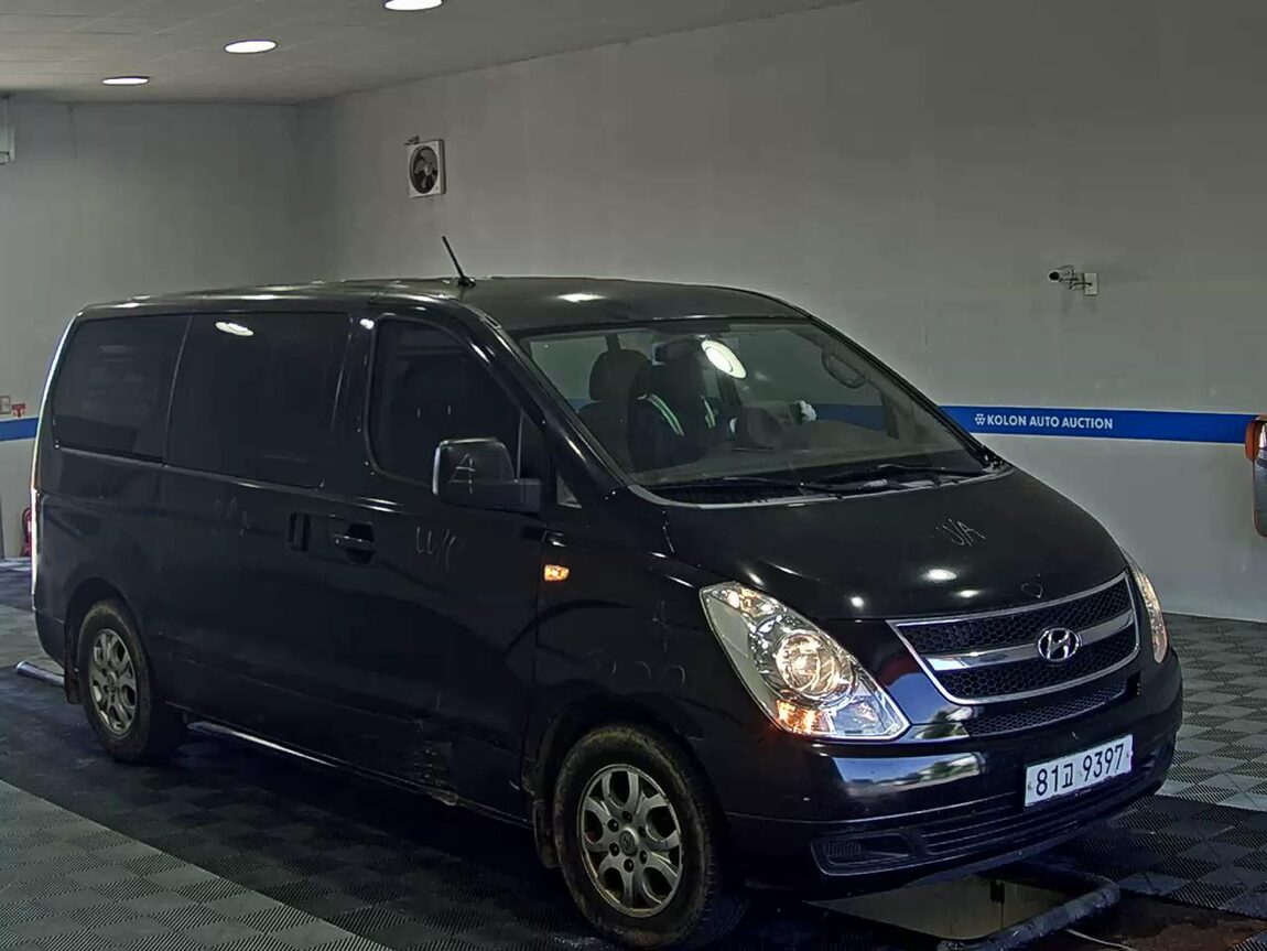 HYUNDAI GRAND STAREX 5-SEATER DIESEL VAN CVX DELUXE 2012 - zdjęcie 3