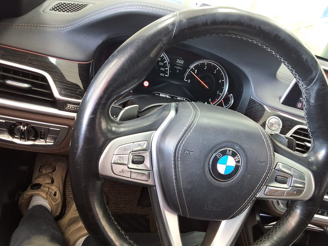 BMW 7 SERIES (6TH GEN) 730Ld xDRIVE M SPORT PACK 2017 - zdjęcie 23